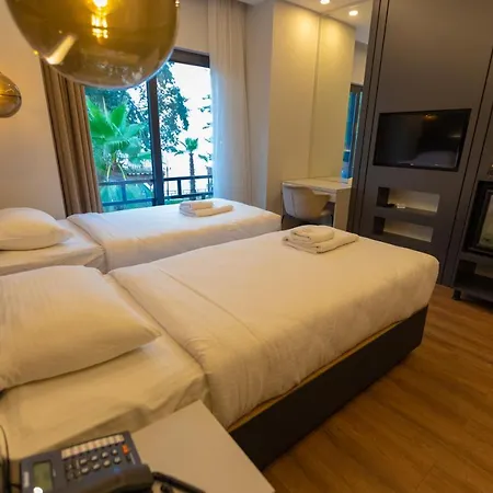 Hotel Santana 5*